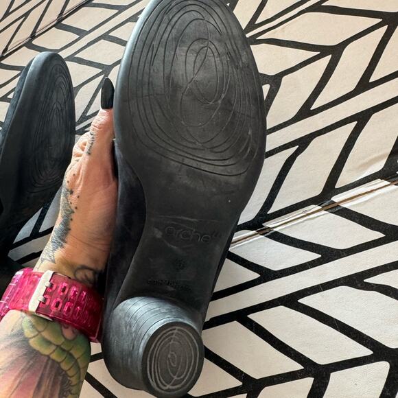 Arche black heeled ankle bootie size 41 - Picture 7 of 8